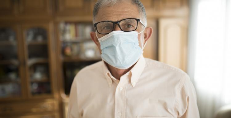 Man wearing a face mask